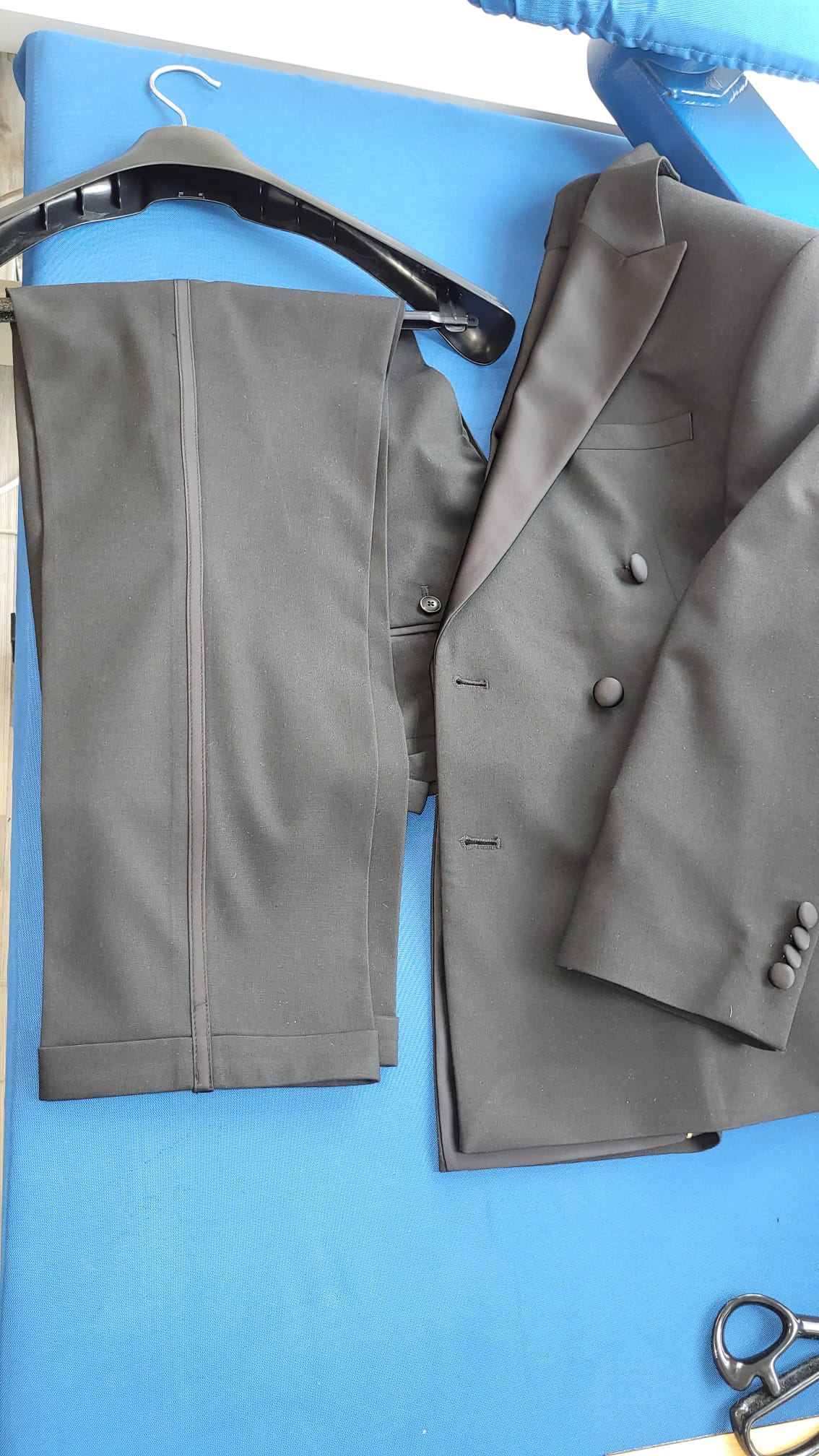 Bräutigamanzug Reparatur - Nachher