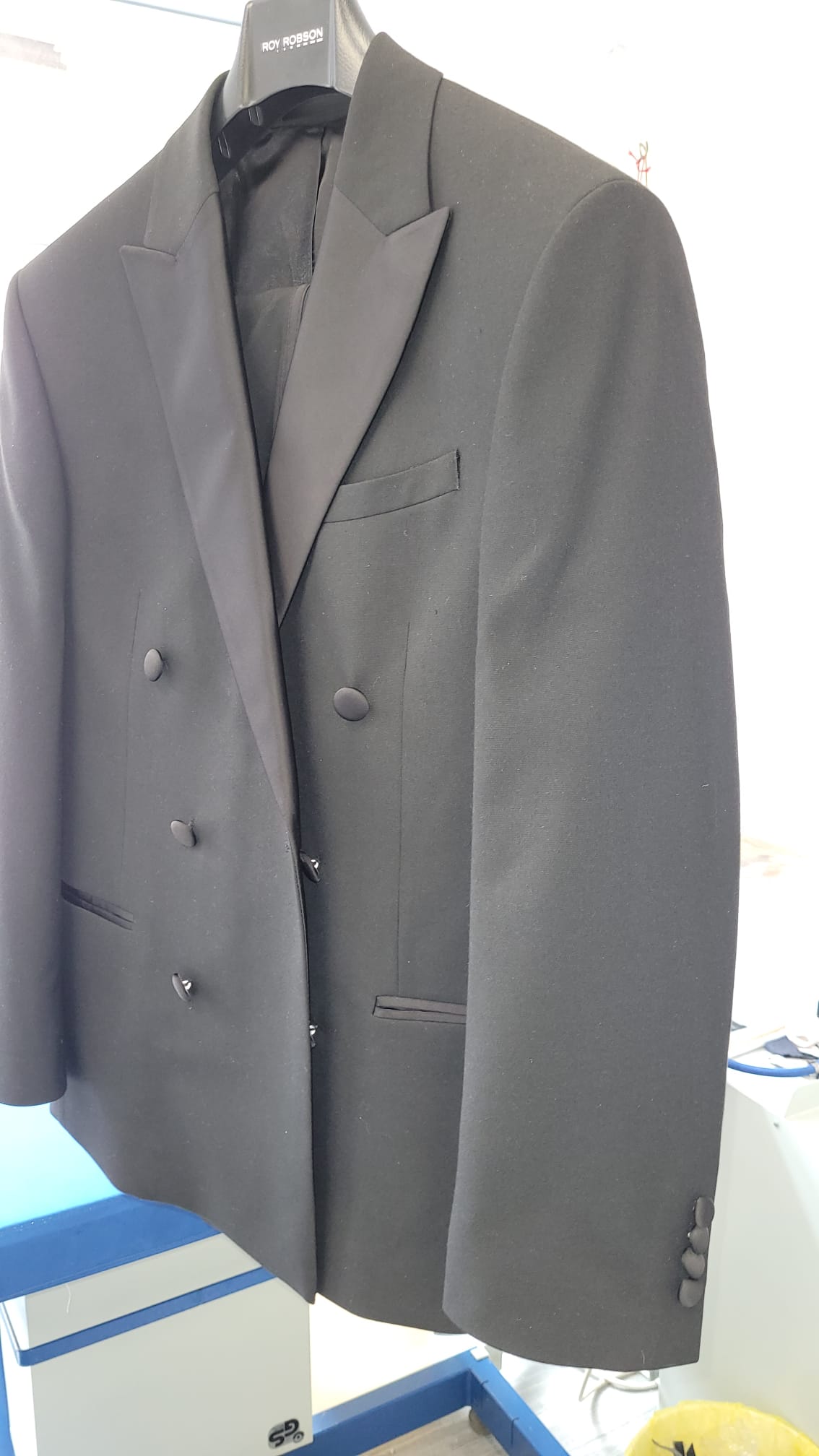 Bräutigamanzug Reparatur - Nachher